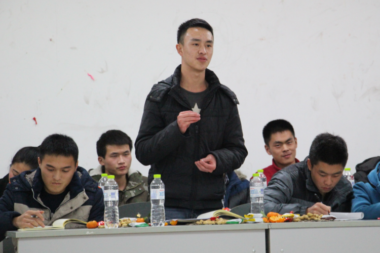 轨道车辆与机械系2015-2016学年第一学期学生助理座谈会