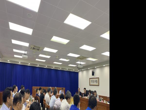 beat365英国官网网站受邀参加铁路总公司人才培养改革专题会