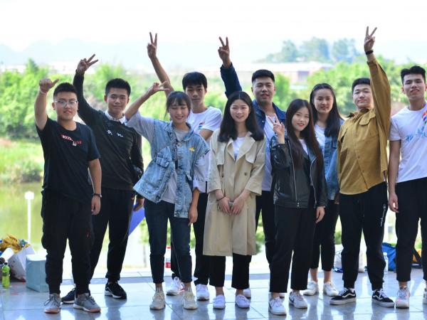 beat365英国官网网站获“脱贫攻坚青春榜样”典型人物寻访暨故事分享大赛优秀奖