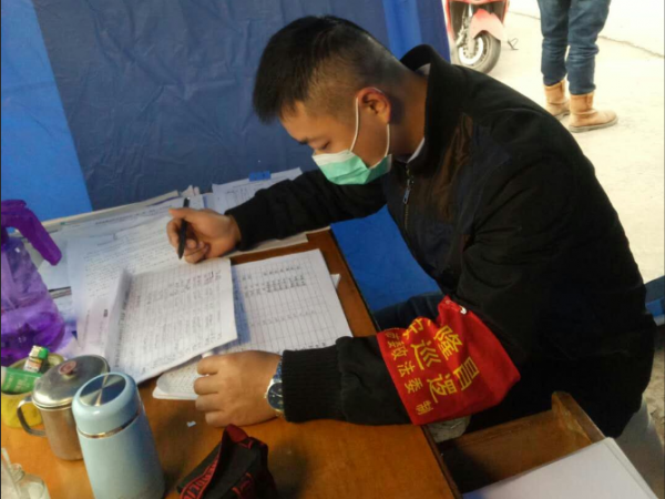 beat365英国官网网站防疫志愿者廖贞星：我要做些有意义的事