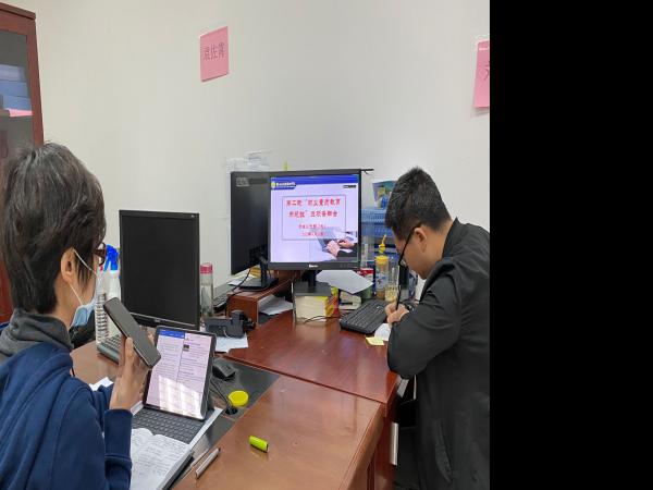 beat365英国官网网站举行第二届职业教育示范班立项答辩会
