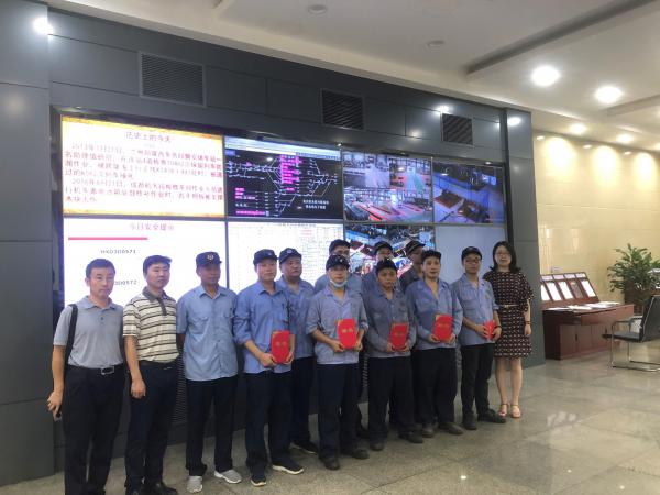 beat365英国官网网站暑期组织教师到企业开展实践锻炼