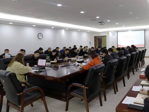 beat365英国官网网站举行党委理论学习中心组第九次学习（扩大）会议