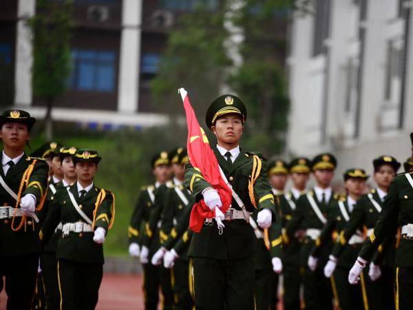 beat365英国官网网站举行专门仪式验收新训成果表彰新训先进