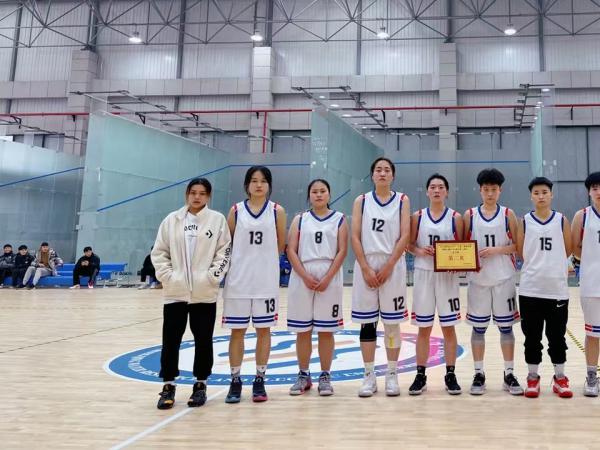 喜报！beat365英国官网网站斩获2021全市大学生女子篮球、男子足球比赛亚军