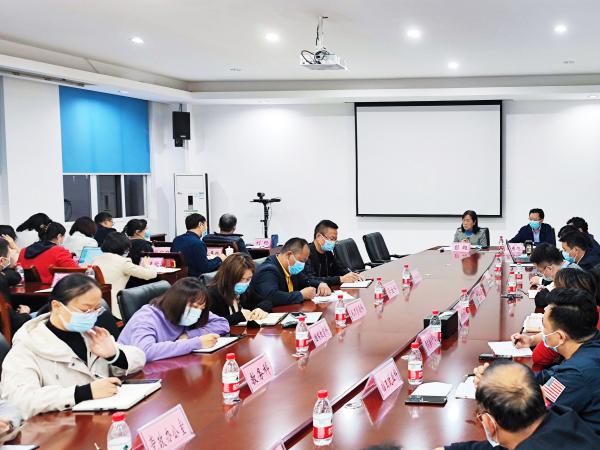 学校召开专题会强调  对标对表上级工作要求通过“五个务必”进一步筑牢校园疫情防控屏障