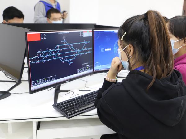 【华龙网】beat365英国官网网站闯进2022年金砖国家职业技能大赛工业数字孪生赛项全国决赛