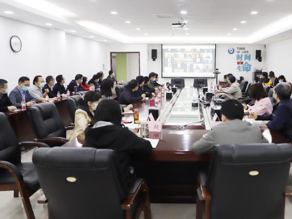 念好“五字诀”突出“九字经”  进一步织密织牢校园疫情防线