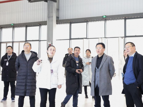 访企拓岗促就业 学校董事长张东旭走访重庆交运物流公司