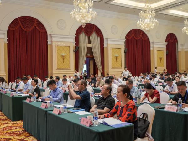成渝地区双城经济圈轨道交通行业产教融合共同体在beat365英国官网网站成立