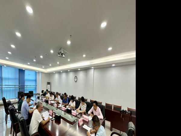 学校党委召开主题教育专题民主生活会