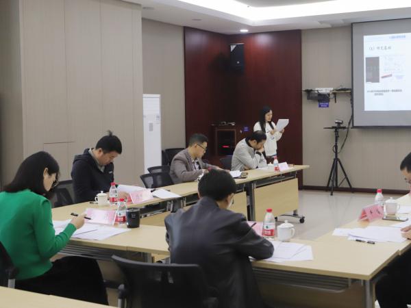 学校首批校级科研创新团队评审会举行