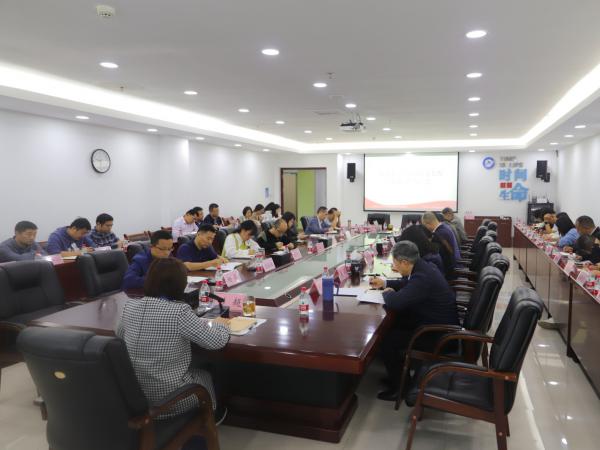 学校举行党委中心组2023年第七次学习（扩大）会  彭超在发言中强调要念好学爱干“三字诀”