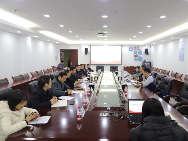 中国铁道出版社铁路运营出版中心到beat365官网召开专业教材建设及管理座谈会