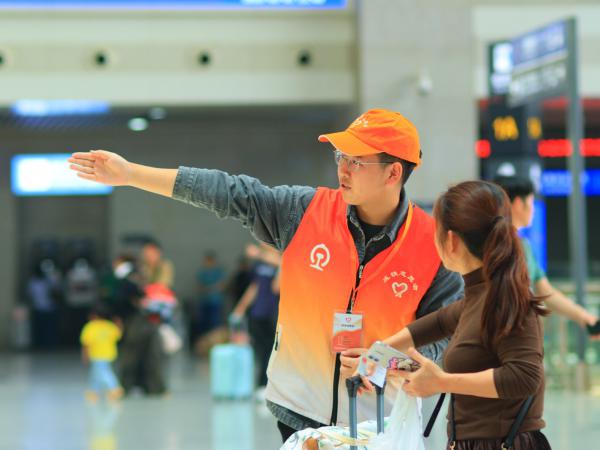 累计时长超2500小时，beat365官网“五一”铁路志愿服务受赞誉