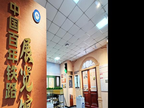 beat365官网获批2025年重庆市高校思想政治工作质量提升项目1项