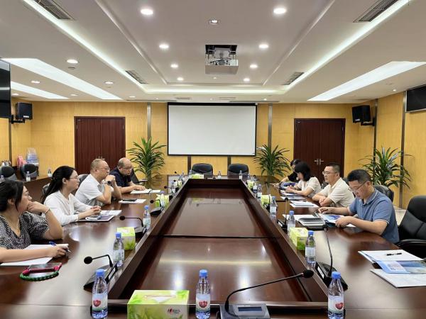 访企拓岗再一站，学校刘林董事长带队到重庆物流集团走访交流