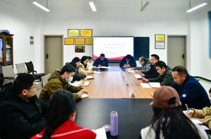 白凯书记列席旁听智慧交通与铁建联合党总支学习（扩大）会